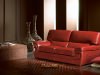 Красный диван в интерьере, фото